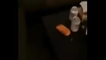 Afspelen Aziatische studente krijgt haar eerste lul