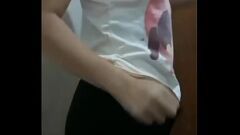 play ラテン系ティーン美女が着替え中にハードコアセックス