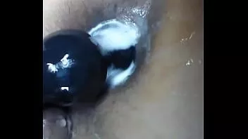 Afspelen Anale masturbatie en squirten (oa 13 minuten en 35 seconden)