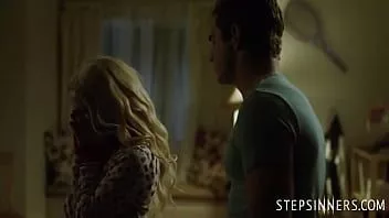 play Bro si prende cura della sua sorellina con il cuore spezzato