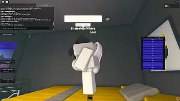 Oynat Roblox fahişe boşalmak kivi ile dolma alır#0100