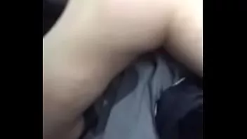 চালান হর্নি রাশিয়ান কিশোর গাড়িতে দুষ্টু হয়