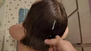 play Cumshot içinde saç fetiş boşalmak ve fırça ile kuru saç
