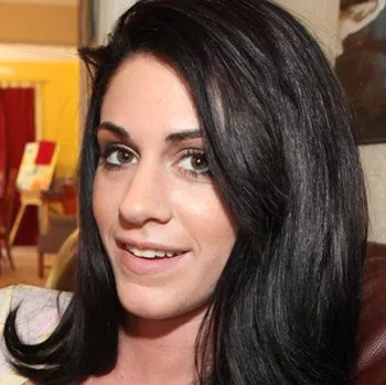 Porno Yıldızı Riley Grey