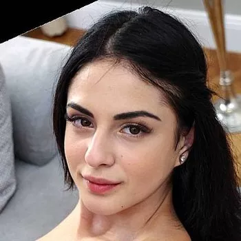 色情明星 Mia Trejsi
