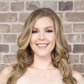 Porno Yıldızı Ella Nova